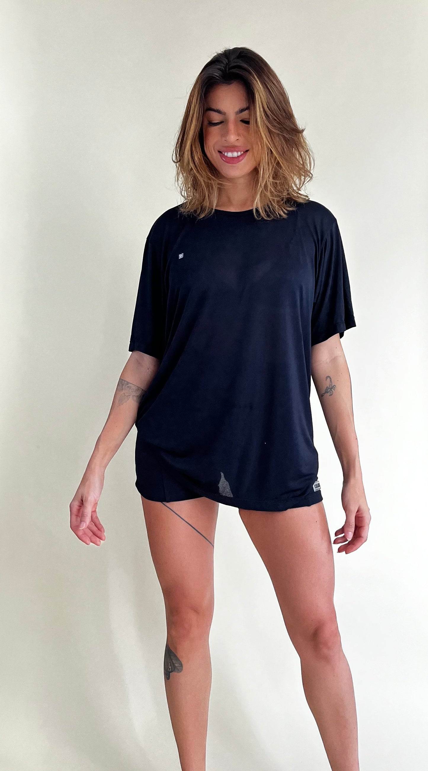 Blusa Manga Curta Unissex: Conforto em Qualquer Movimento