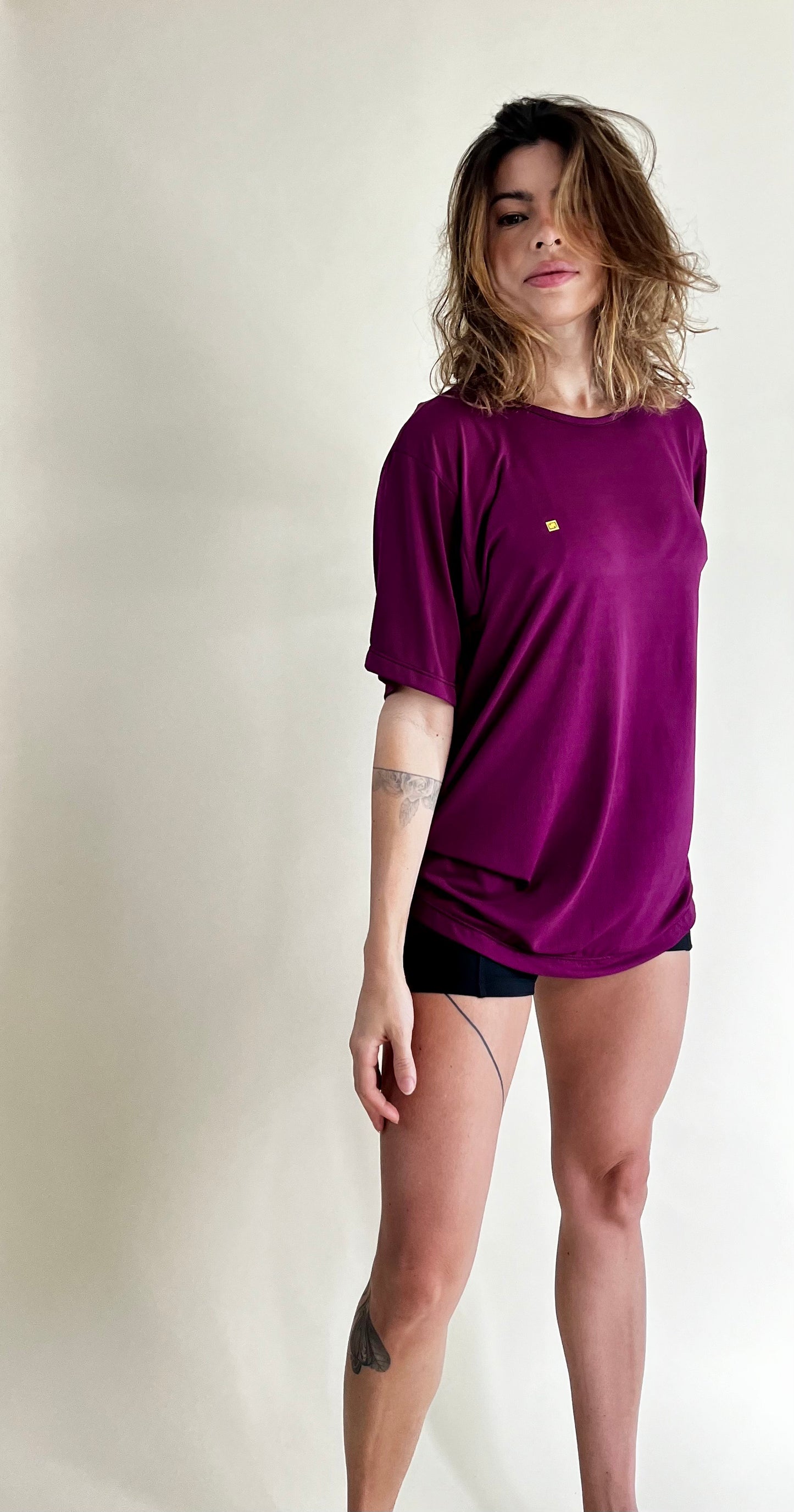 Blusa Manga Curta Unissex: Conforto em Qualquer Movimento